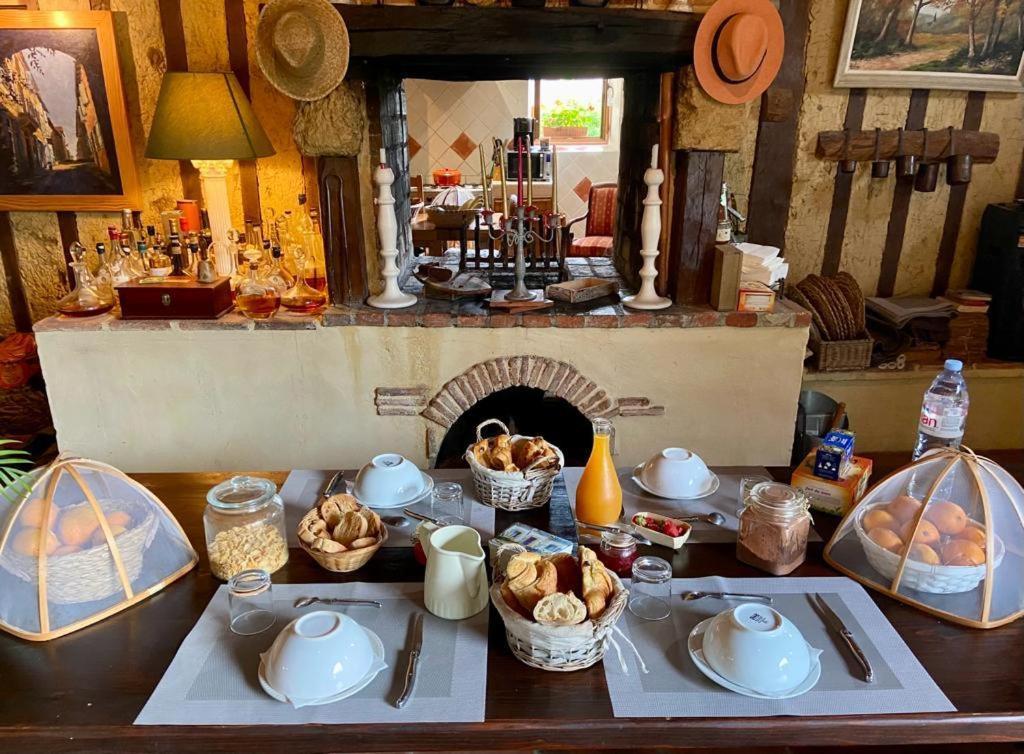 Maison D'Hotes Le Chai D'Armagnac Monguilhem Eksteriør billede