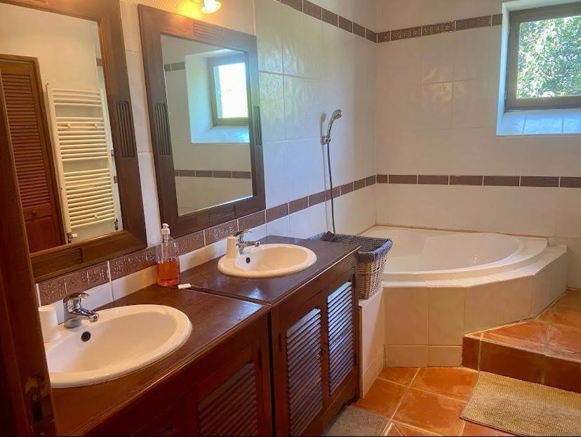Maison D'Hotes Le Chai D'Armagnac Monguilhem Eksteriør billede